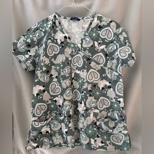 Bundle of 4️⃣ scrubs